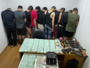 العصابة في قبضة الامن اللبناني