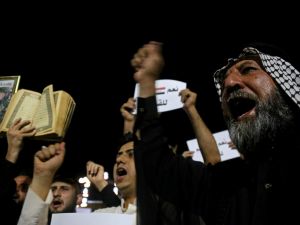 بغداد تطالب السويد بتسليمها العراقي حارق المصحف