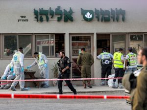 حماس ونتنياهو يتبادلان الوعيد بعد عملية مستوطنة عيلي