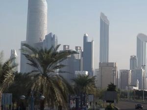 لبنان يؤكد رفع الإمارات حظر تأشيرات دخول مواطنيه