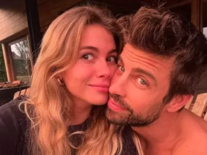Piqué and his girlfriend prepare for their wedding
