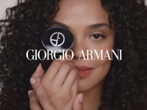  هدايا العيد....بلاش LUMINOUS SILK GLOW BLUSH  من Giorgio Armani لتورد مثالي للخدود