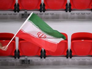 العلم الايراني (أ ف ب)