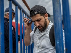 غرق قارب على متنه مئات الأشخاص قبالة سواحل جنوب اليونان