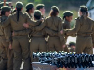 الجيش الإسرائيلي يقر بتعرض احدى قواعده العسكرية للسرقة