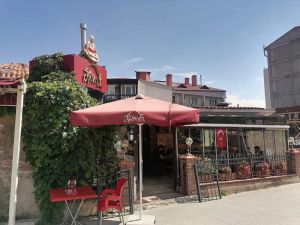 مطعم كوبالتي بولو