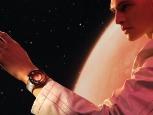 سلسلة ساعات HUAWEI WATCH 4: ساعة تقدّم تجربة استخدام ذكيّة وتصميم حديث ومميّز