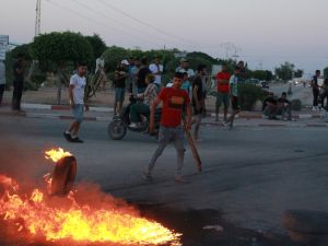 طرد المهاجرين بالقوة من صفاقس غداة مواجهات اعقبت مقتل أحد الاهالي