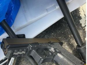 سلاح الجريمة الذي قتل فيه الشيخ حمود الصايدي