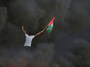 نتنياهو يستفيد من العدوان