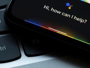 Google Plans to Enhance Assistant Using Generative AI Technology