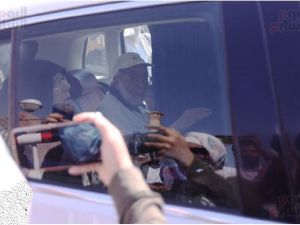 وصول حسن يوسف وزوجته لالقاء النظرة الاخيرة على ابنهما عبدالله