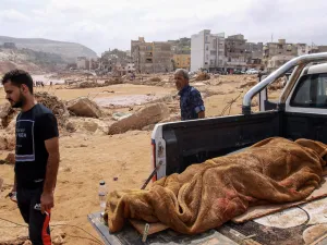 عشرات العائلات الفلسطينية في عداد المفقودين جراء فيضانات ليبيا