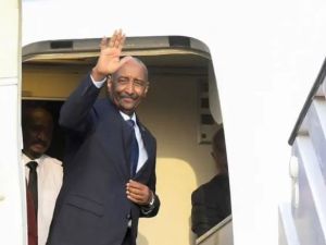 منذ منتصف أبريل/ نيسان الماضي يخوض الجيش وقوات "الدعم السريع" اشتباكات دامية