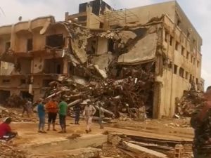 العاصفة دانيال.. ألفا قتيل و"أحياء بأكملها اختفت في البحر مع سكانها" في ليبيا