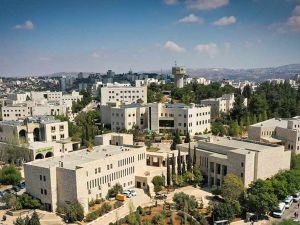 جامعة بيرزيت شمال رام الله