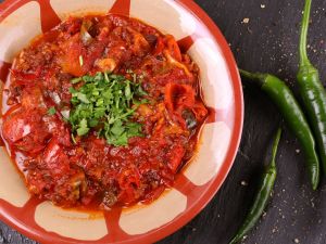 طريقة عمل قلاية البندورة على الطريقة الغزاوية