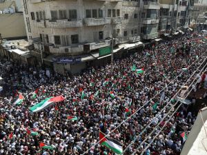 تشن قوات الاحتلال الاسرائيلي منذ السابع من اكتوبر الجاري حملة عسكرية وعدوانا على قطاع غزة 