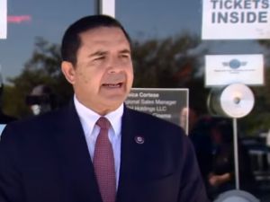 لصوص يستولون على سيارة نائب اميركي تحت تهديد السلاح