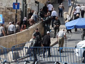 Israeli occupation attacks worshippers