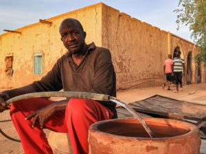 طرفا نزاع السودان يستأنفان محادثات السلام في جدة