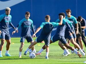 FC Barcelona's players attend a training session at the Joan Gamper training ground in Sant Joan Despi, near Barcelona, on October 24, 2023, on the eve of their UEFA Champions League 1st round Group H football match against Shakhtar Donetsk. (Photo by Pau BARRENA / AFP)