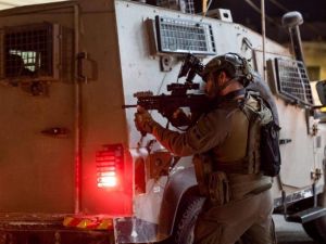 قوات الإحتلال تقتحم العديد من المناطق في الضفة الغربية