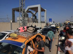 الاتفاق على السماح بإخراج الأجانب وإدخال المساعدات الإنسانية إلى غزة