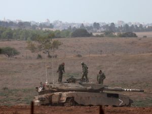 Israeli tanks
