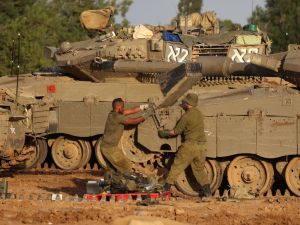 Israeli tanks