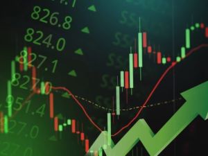The Dow Jones Index rose by 0.1%, equivalent to a 34-point increase, marking its sixth consecutive session of gains and achieving its highest daily close in approximately 7 weeks. (Shutterstock) US Indexes close with slight gains as investors await federal reserve policy statements and corporate earnings