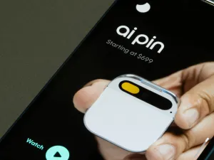 AI Pin