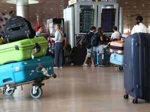 السياحة تتراجع في إسرائيل في ظل استمرار العدوان على غزة