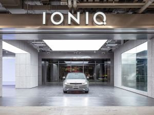 Hyundai Electrifies in Thailand with Grand Opening of New IONIQ Lab 