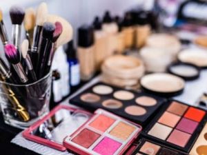 مكياج