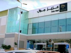 ألعاب عزيز مول في جدة