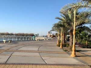 حديقة الكورنيش الأوسط في جدة