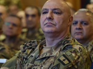 لبنان: جلسة حكومية للتمديد لقائد الجيش