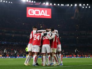 Arsenal's Italian midfielder #20 Jorginho celebrates scoring his team's sixth goal during the UEFA Champions League Group B football match between Arsenal and RC Lens at the Arsenal Stadium in north London on November 29, 2023. (Photo by Adrian DENNIS / AFP)
