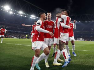 Arsenal's German midfielder #29 Kai Havertz (2R) celebrates scoring his team's first goal during the UEFA Champions League Group B football match between Arsenal and RC Lens at the Arsenal Stadium in north London on November 29, 2023. (Photo by Ian Kington / IKIMAGES / AFP)