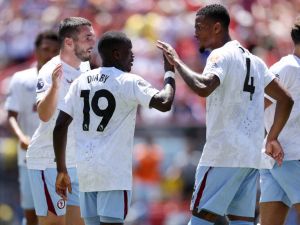 Moussa Diaby of Aston Villa celebrates with teammates after scoring the teams second goal during the Premier League Summer Series match between Aston Villa and Brentford FC at FedExField on July 30, 2023 in Landover, Maryland. Patrick Smith/Getty Images/AFP (Photo by Patrick Smith / GETTY IMAGES NORTH AMERICA / Getty Images via AFP)