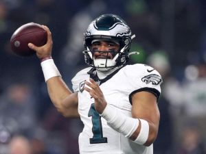 Jalen Hurts #1 of the Philadelphia Eagles passes during the first quarter against the Seattle Seahawks at Lumen Field on December 18, 2023 in Seattle, Washington. Steph Chambers/Getty Images/AFP (Photo by Steph Chambers / GETTY IMAGES NORTH AMERICA / Getty Images via AFP)