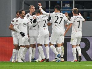 West Ham' players celebrate scoring their team's first goal during the UEFA Europa League group A football match between TSC Backa Topola and West Ham at the TSC Arena in Backa Topola on November 30, 2023. (Photo by ANDREJ ISAKOVIC / AFP)