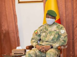 الحاكم العسكري في مالي العقيد عاصيمي غويتا