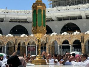 فضل العمرة عن الميت