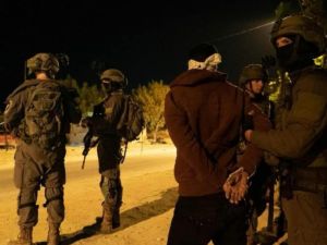 حملة اعتقالات واسعة بالضفة الغربية المحتلة
