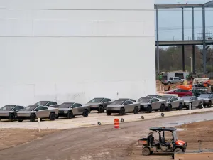 Tesla Cybertrucks