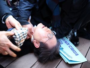 South Korean opposition leader