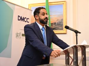 مركز دبي للسلع المتعددة يستهلّ جولاته الترويجية الدولية للعام 2024 في لندن مسلّطاً الضوء على نمو الشركات البريطانية بنسبة 10% بفعل تعزيز التبادل التجاري والاستثمار بين الإمارات والمملكة المتحدة