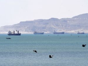  tanker and freight ships